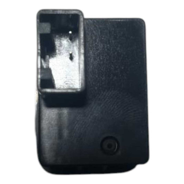 Entrada Auxiliar Usb Chevrolet Spin 2025 Preto