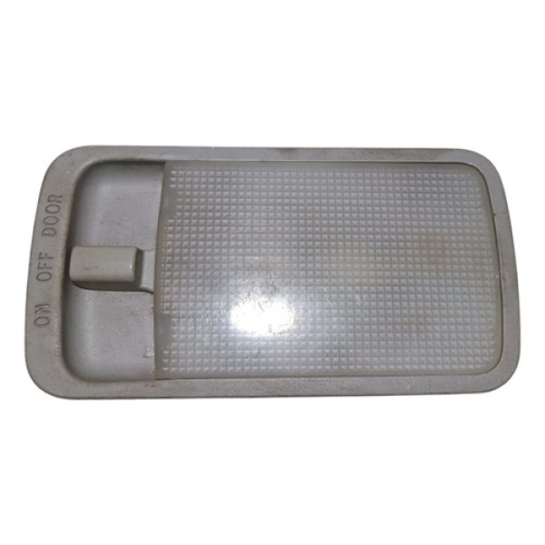 Luz De Teto Cortesia Nissan Tiida